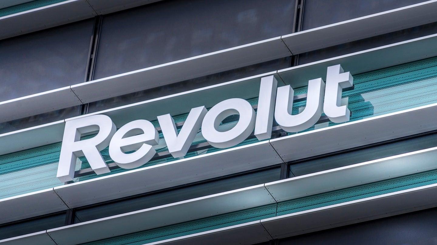 Revoluts Russian Account Freeze: The Sanctions Dilemma for E.U. Expats