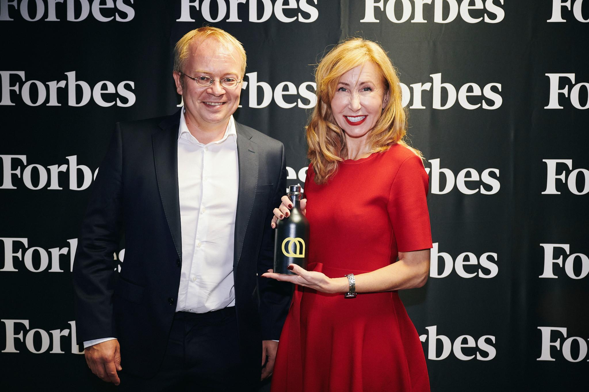 Katarzyna Lomnicka Named Forbes Assetization Leader 2025