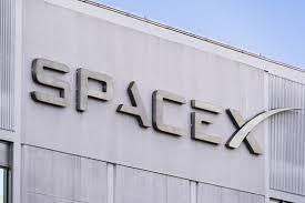 SpaceX Wins $2.29 Billion U.S. Space Force Deal to Build Global Military Data Network