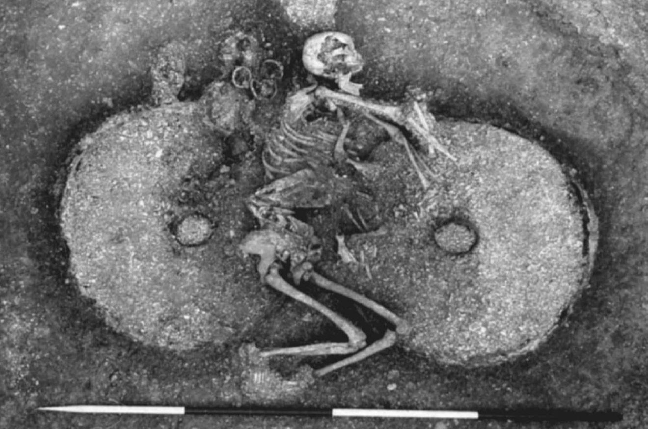 Ancient DNA and matrilineal kinship in Iron Age Britain
