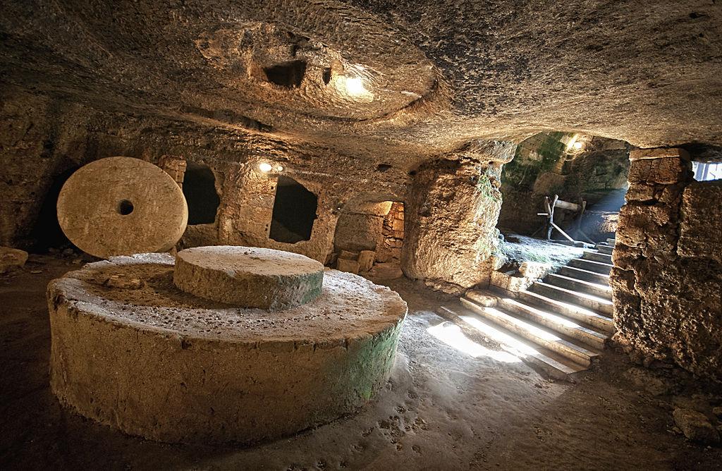 Genetic History of Grecìa Salentina’s Greek-Speaking Community