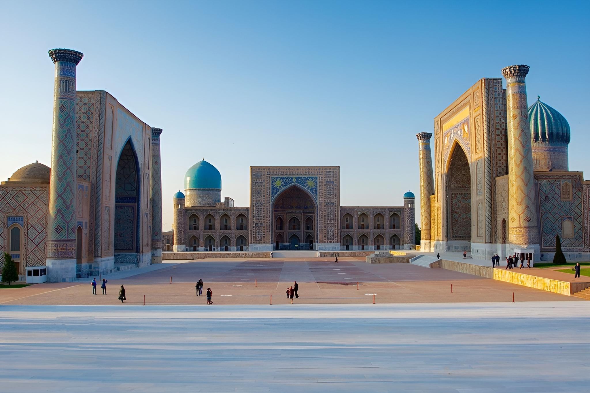 Evolving Dynamics and Future Pathways of the New Silk Roads Manufacturing Hub